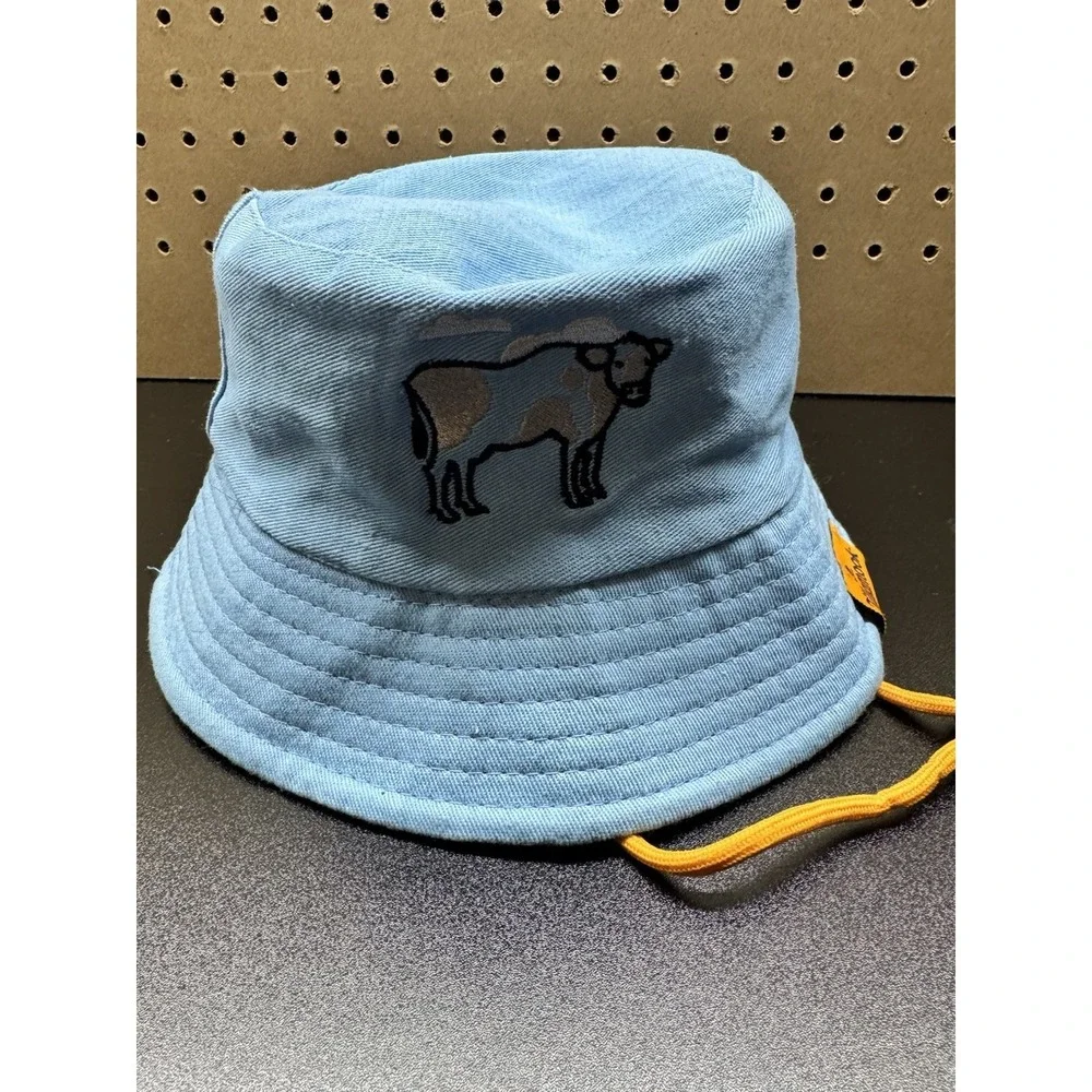 Tillamook Kids Reversible Bucket Hat Cow Logo Blue Clouds Chin‎ Strap
